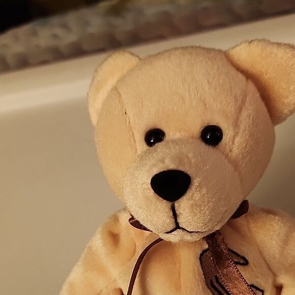 Charming Plush Bear with Bow - Picture 2 of 11
